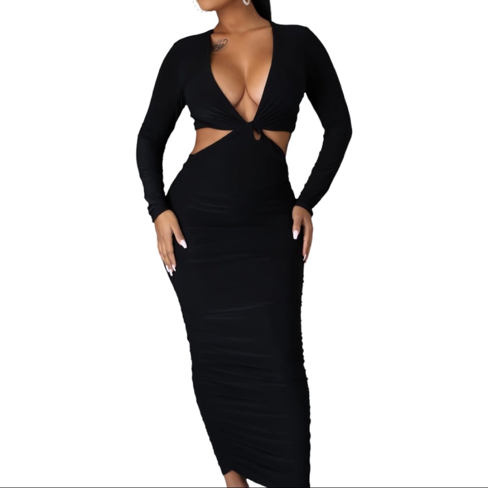 Sexy Ruched Dress - Picture 2 of 4